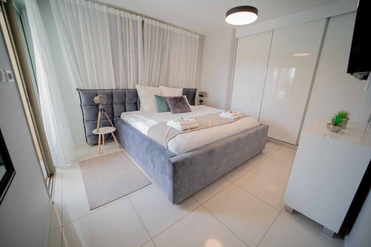 Yalarent Oasis Garden With Private Pool Eilat Exterior foto